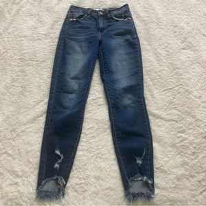 Kancan Skinny Jeans - Lightly Distressed